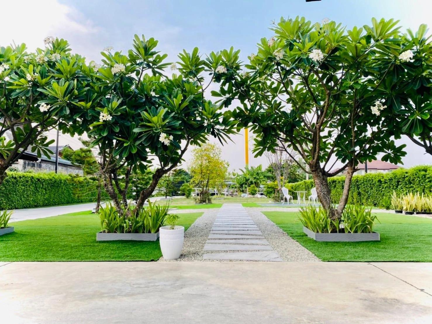 The Vet Boutique Hotel - Sha Extra Plus San Kamphaeng Exterior photo